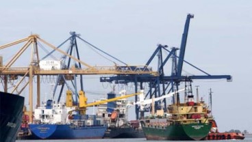 Tinjau Makassar New Port, Rini Yakin Proyek Akan Selesai Lebih Cepat